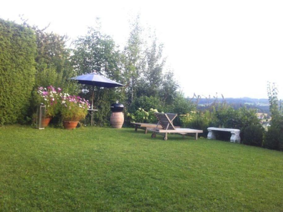 Charmantes Landhaus Mit Garten Und Traumhaftem Fernblick Thal  Luaran gambar