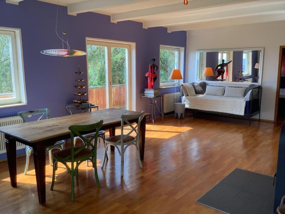 Charmantes Landhaus Mit Garten Und Traumhaftem Fernblick Thal  Luaran gambar
