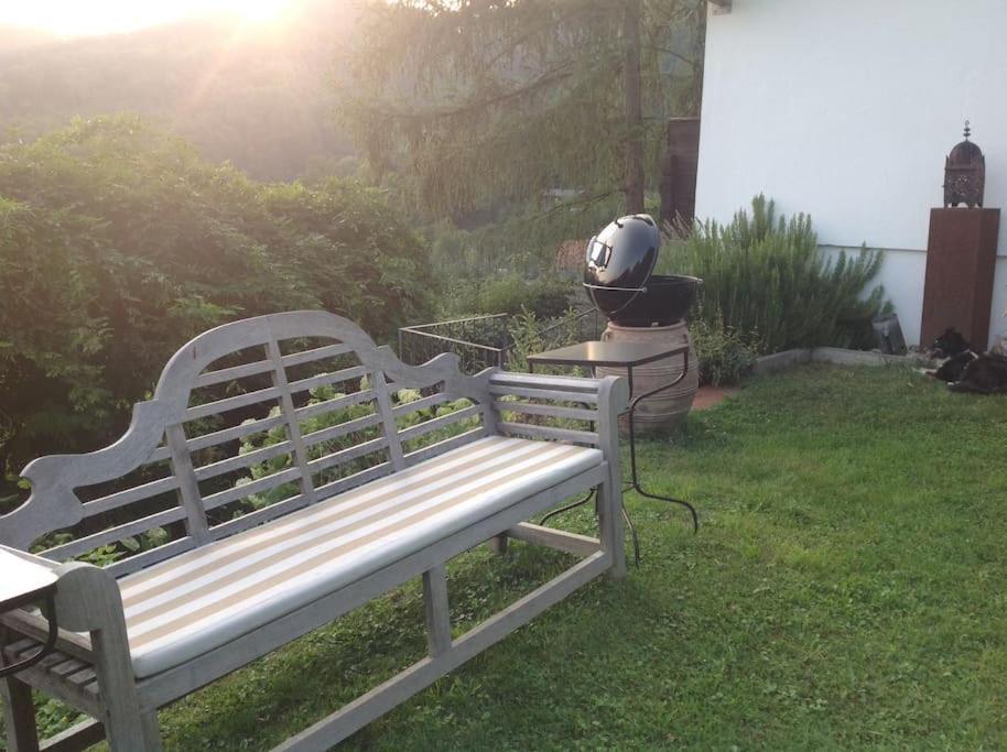 Charmantes Landhaus Mit Garten Und Traumhaftem Fernblick Thal  Luaran gambar